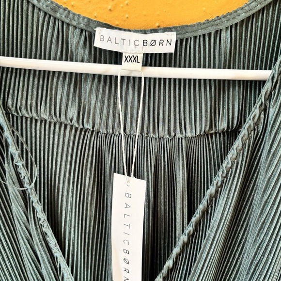 Baltic Born Katya Pleated Maxi Dress Deep Sea Green XXXL New With Tags - Picture 3 of 8